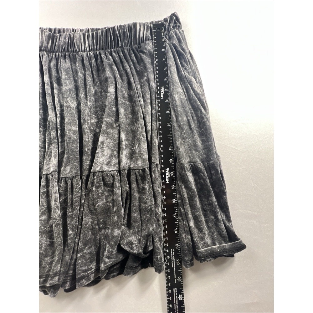 Torrid Skirt Womens 2X 18-20 Black Super Soft Knits Tiered Ruffle Mini Skater - Picture 5 of 8